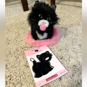 Licorice Cat with accessories